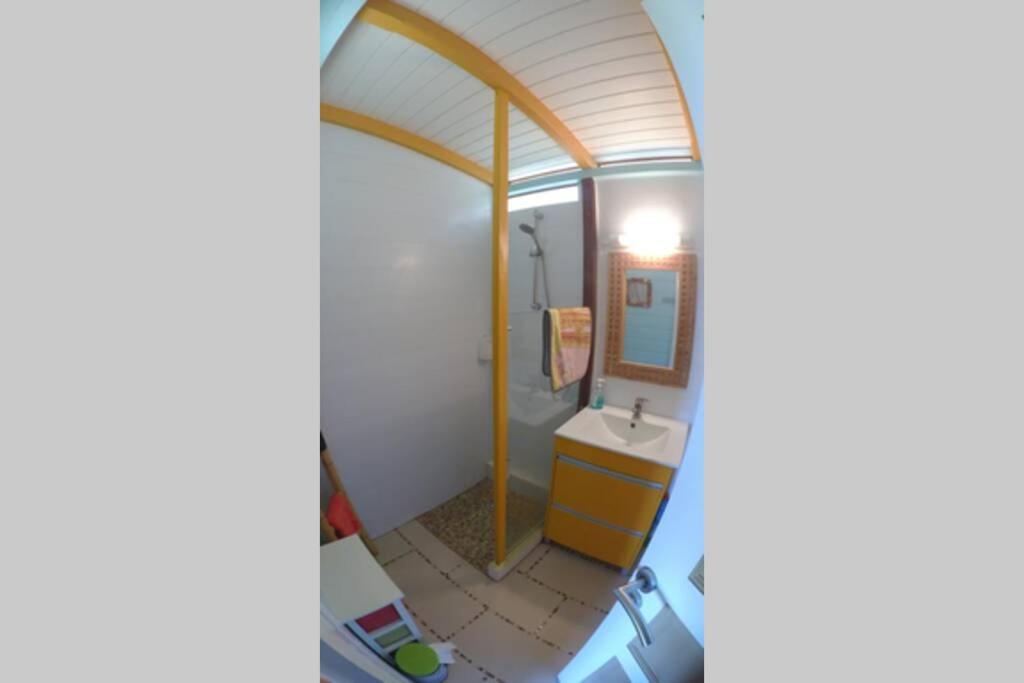 Residence Coco D'Iles, Gite Ti Bambou Terre-de-Bas Buitenkant foto